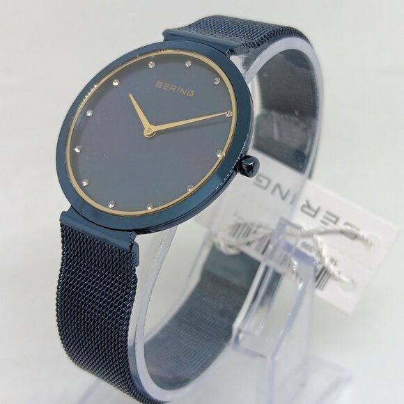 Bering Classic 18132-399 Women's 32mm Crystal Accent Blue MOP Dial Watch NWT - Picture 1 of 11